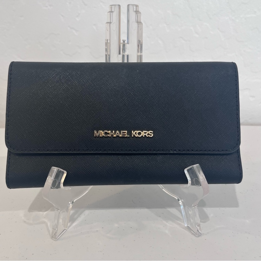 Michael Kors Jet Set Large Trifold Wallet